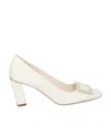 Roger Vivier Logo Engraved Block Heel Pumps In White