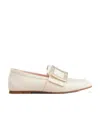 Roger Vivier Logo Flat Shoes In Nude