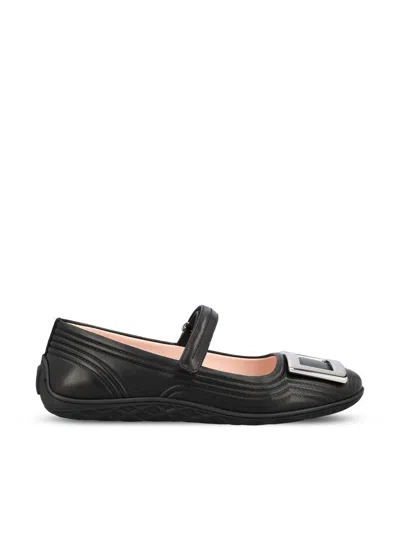 Roger Vivier Low Shoes In Black