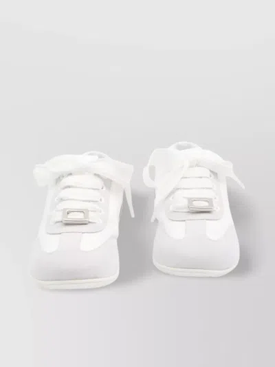 ROGER VIVIER LOW SNEAKERS SUEDE TONGUE DETAIL