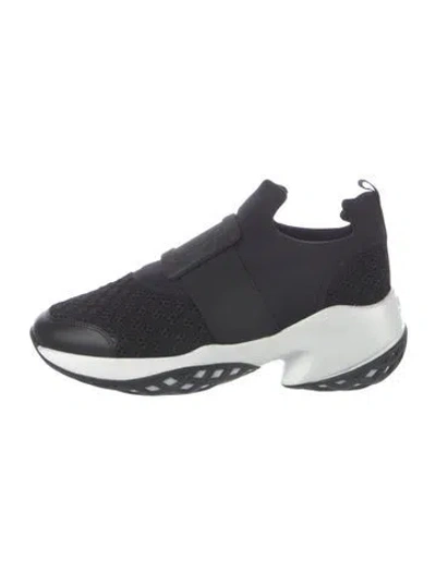 Pre-owned Roger Vivier Mesh Sneakers In Black