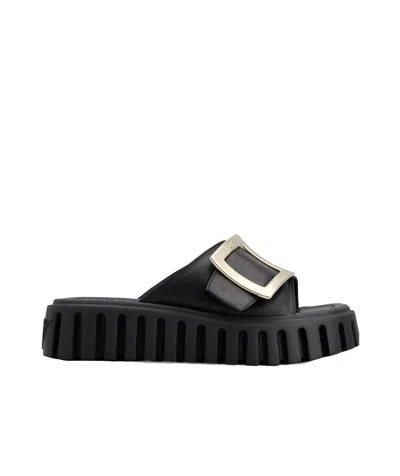 Roger Vivier Metal Button Round Head Slippers In Black