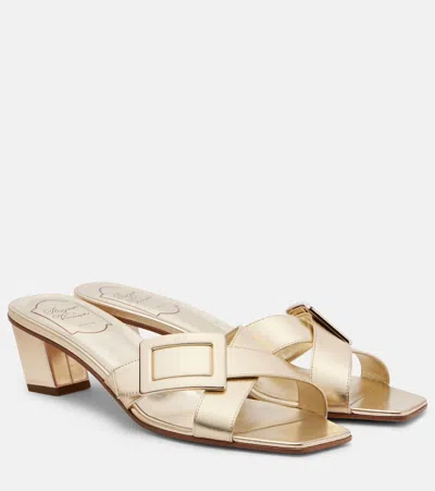 Roger Vivier Buckled Metallic Leather Mules In Gold