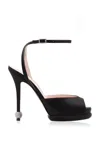 Roger Vivier Moda Operandi In Black