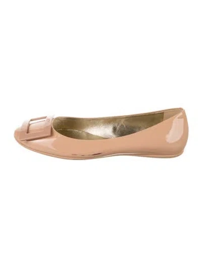 Pre-owned Roger Vivier Patent Leather Ballet Flats In Gold