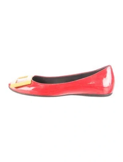 Pre-owned Roger Vivier Patent Leather Ballet Flats In Red