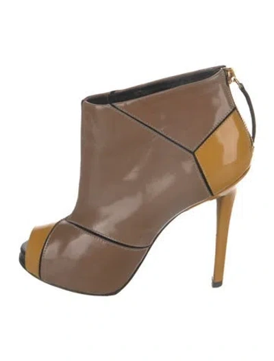 Pre-owned Roger Vivier Patent Leather Colorblock Pattern Boots In Brown/yellow
