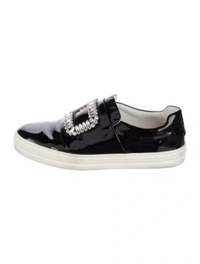 Pre-owned Roger Vivier Patent Leather Crystal Embellishments Sneakers In Black