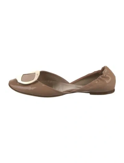 Pre-owned Roger Vivier Patent Leather D'orsay Flats In Neutral