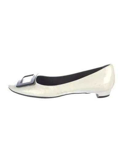 Pre-owned Roger Vivier Patent Leather Flats In Multi