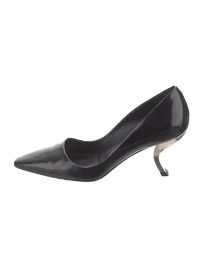 Pre-owned Roger Vivier Patent Leather Pumps In Black