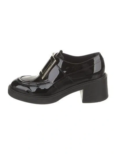 Pre-owned Roger Vivier Patent Leather Pumps In Black