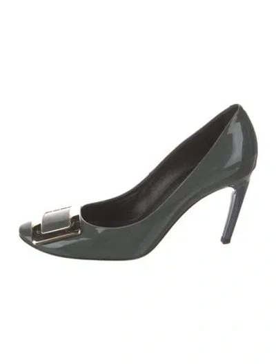 Pre-owned Roger Vivier Patent Leather Pumps In Green