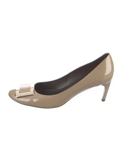 Pre-owned Roger Vivier Patent Leather Pumps In Neutral