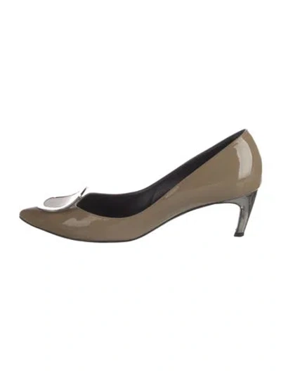 Pre-owned Roger Vivier Patent Leather Pumps In Neutral