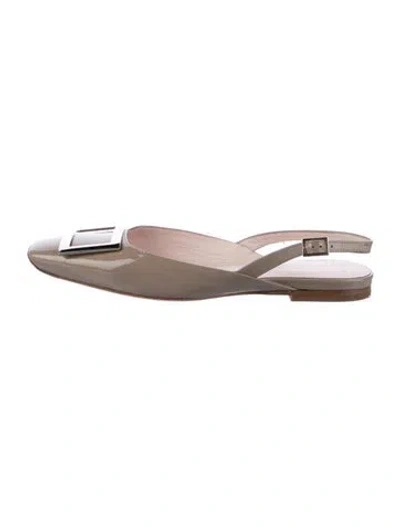 Pre-owned Roger Vivier Patent Leather Slingback Flats In Neutral