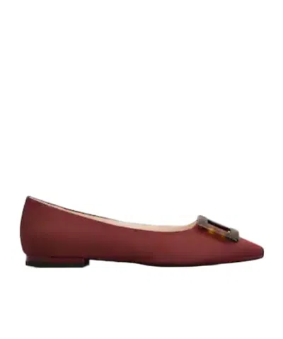 Roger Vivier Pointed Toe Flat Shoes In Burgundy