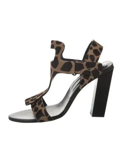 Pre-owned Roger Vivier Ponyhair Animal Print T-strap Sandals In Brown