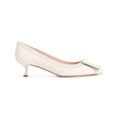 Roger Vivier Pumps In Beige
