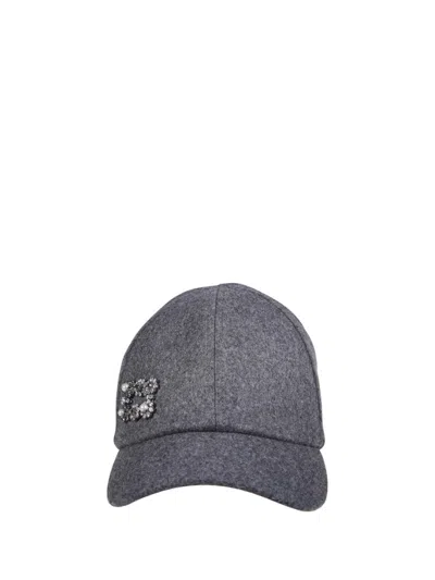 Roger Vivier Rv Mini Flower Pearl Strass Cap In Gray