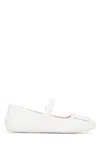 Roger Vivier Padded Stitching Strap Abs Ball In White