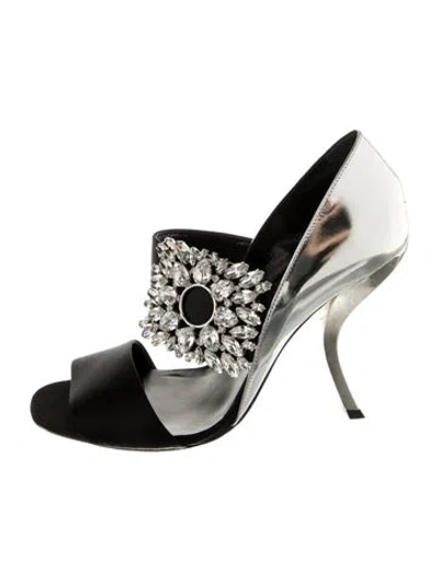 Pre-owned Roger Vivier Satin Crystal Embellishments Mules In Multi