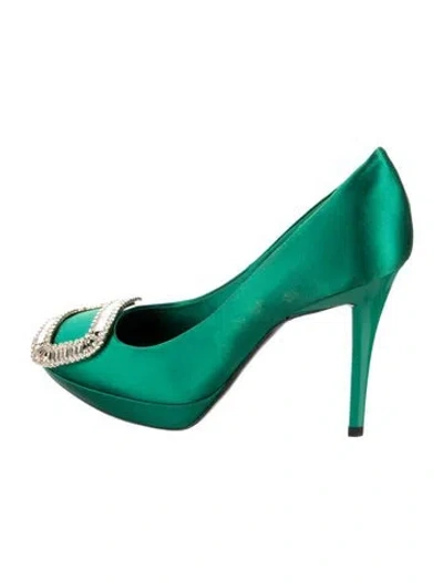 Pre-owned Roger Vivier Satin Crystal Embellishments Pumps In Green