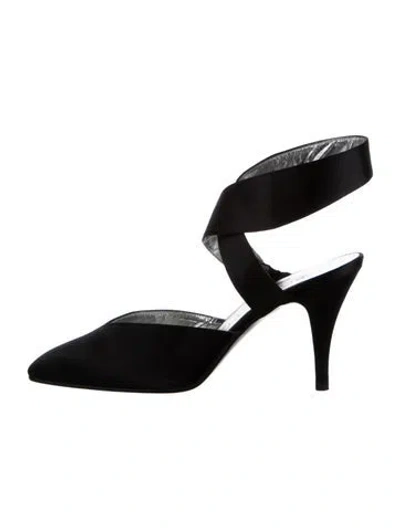 Pre-owned Roger Vivier Satin Slingback Pumps In Black