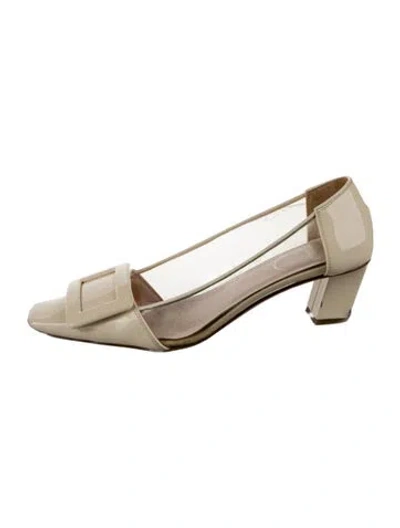 Pre-owned Roger Vivier Signature Logo Patent Leather Pumps In Neutral
