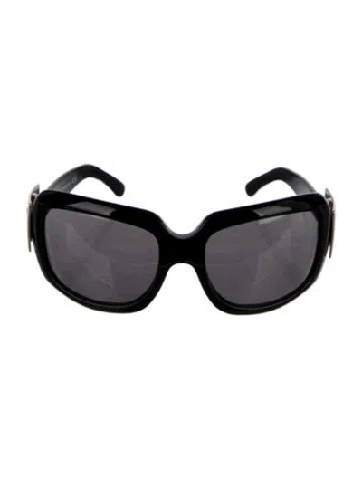Pre-owned Roger Vivier Square Tinted Sunglasses In Black