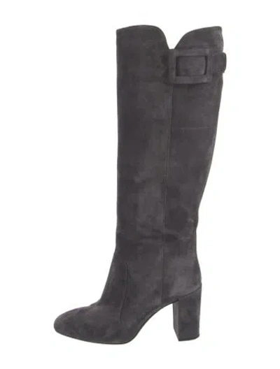 Pre-owned Roger Vivier Suede Boots In Gray