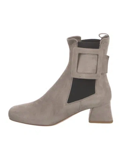 Pre-owned Roger Vivier Suede Chelsea Boots In Gray
