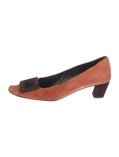 Pre-owned Roger Vivier Suede Colorblock Pattern Pumps In Orange