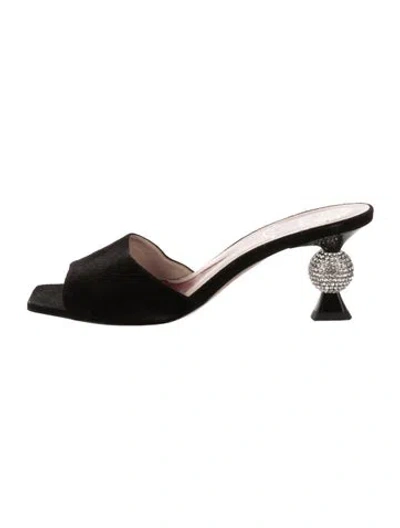 Pre-owned Roger Vivier Suede Crystal Embellishments Slides In Black