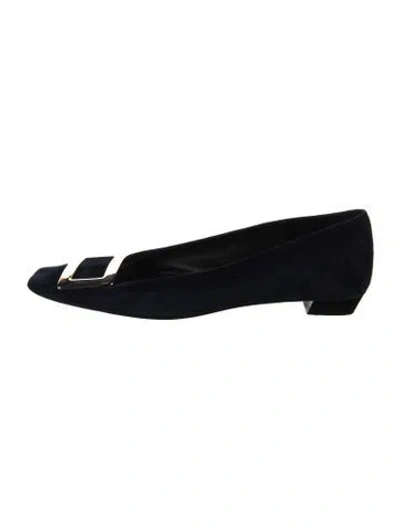 Pre-owned Roger Vivier Suede Flats In Black