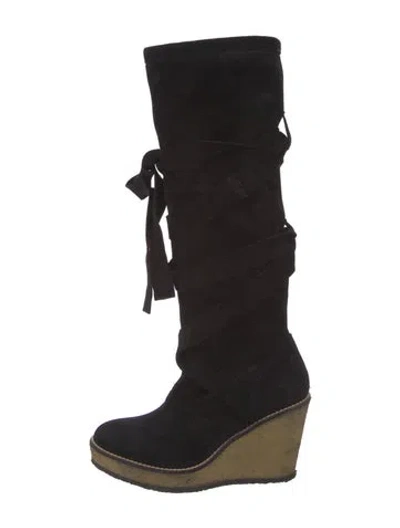 Pre-owned Roger Vivier Suede Lace-up Boots In Black