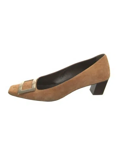 Pre-owned Roger Vivier Suede Pumps In Brown