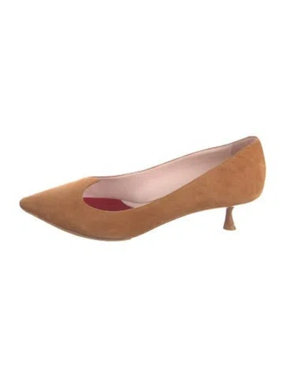 Pre-owned Roger Vivier Suede Pumps In Neutral