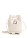Roger Vivier Vivier Bucket Chain Embellished Shoulder Bag In White