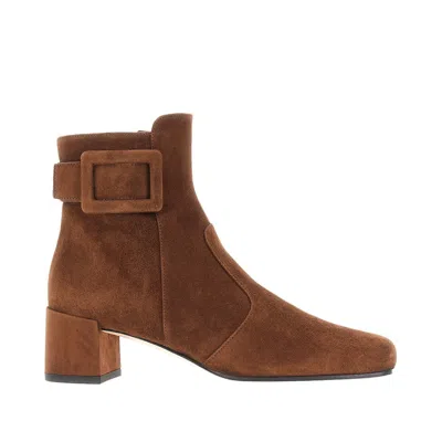 Roger Vivier 'très Vivier' Suede Leather Ankle Boots In Brown