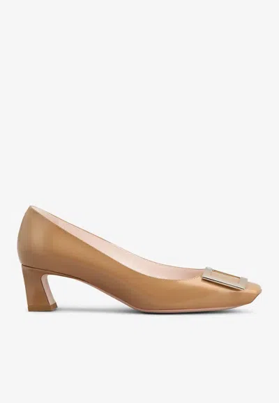 Roger Vivier Trompette 45 Metal Buckle Pumps In Patent Leather In Beige