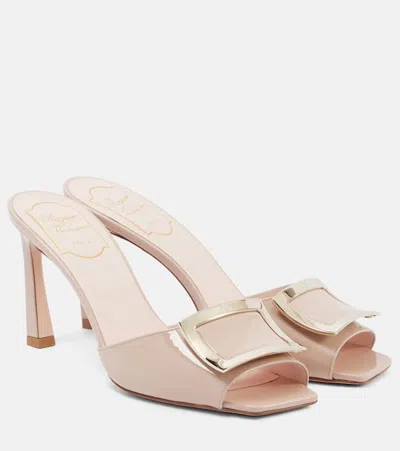 Roger Vivier Trompette 85 Patent Leather Mules In Beige