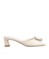 Roger Vivier Trompette 45 Patent Leather Mules In Nude