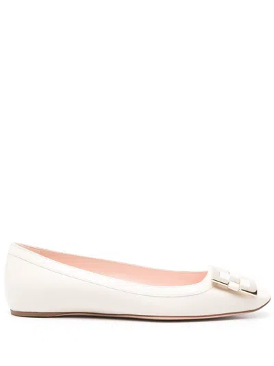 Roger Vivier Trompette Leather Ballet Flats In White