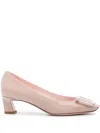 Roger Vivier Belle Vivier 45 Metal Buckle Pumps In Patent Leather In Pink