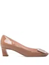 Roger Vivier Belle Vivier 45 Metal Buckle Pumps In Patent Leather In Powder