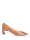 Roger Vivier Trompette Patent-leather Pumps In Beige