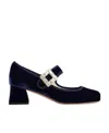 Roger Vivier Très Vivier Piping Diamond-button High Heels In Blue