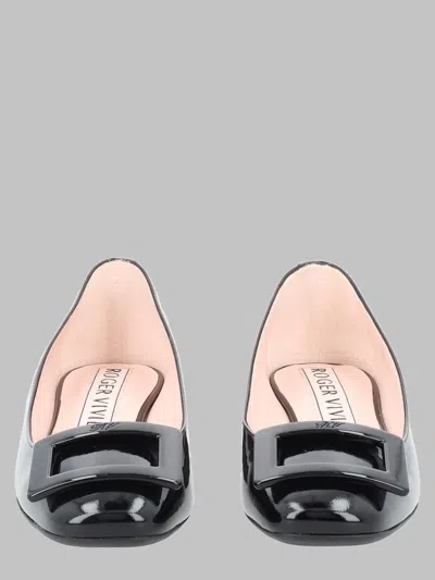 Roger Vivier Ballerina Flat In Black
