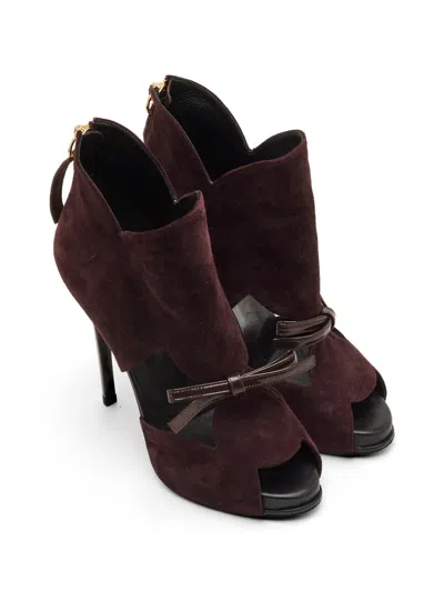 Pre-owned Roger Vivier Vintage Bibow Cut-out Ankle Boots In Brown